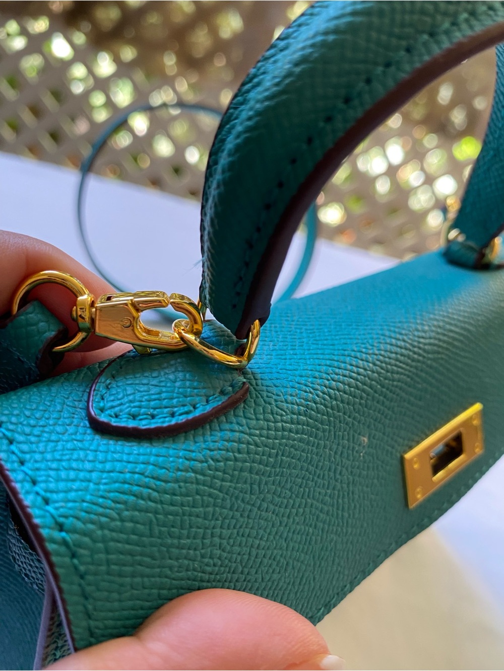 Lily & Bean Kelly-Style Top Handle Bag in Teal with Gold Hardware - Picture 6 of 7